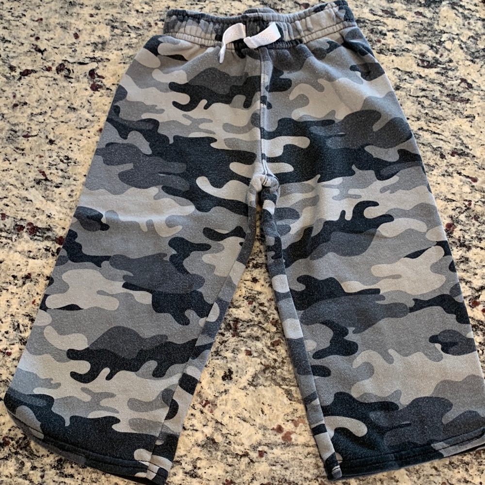 Garanimals camo sweatpants